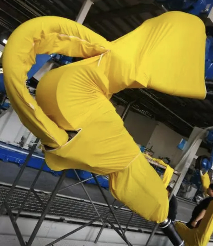 Робот Fanuc покрывает водоустойчивую краску против кисловочного алкалиа в регуляции мастерской химикатов