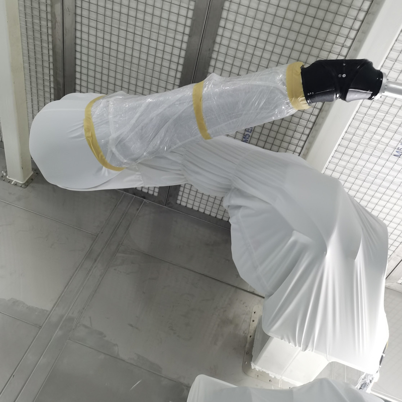 Одежда предохранения от крышки робота ABB огнеупорная в мастерской краски фабрики автомобиля