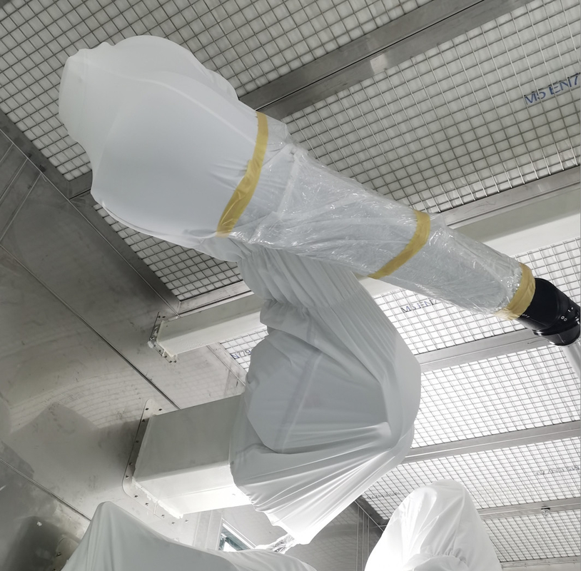 Одежда предохранения от крышки робота ABB огнеупорная в мастерской краски фабрики автомобиля