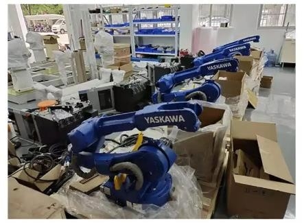 Машина AR1440 робота дуговой сварки трубы оси системы 6 робота заварки лазера Yaskawa промышленная